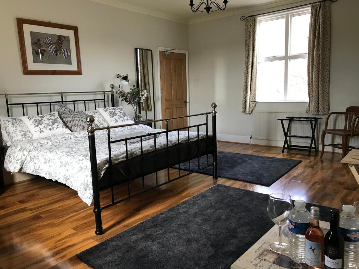 The Hollies Bed & Breakfast South Kilworth Ngoại thất bức ảnh